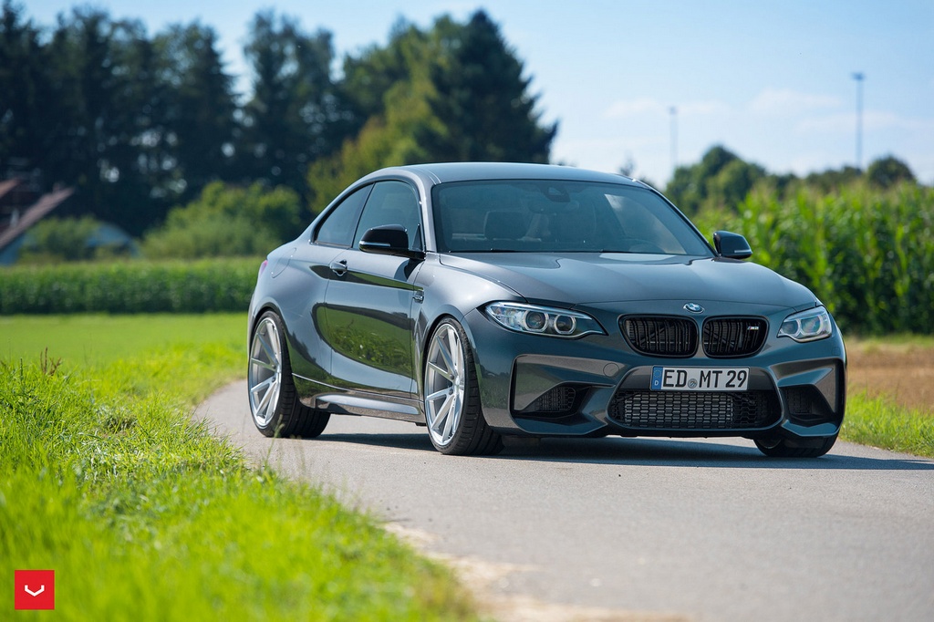 2016 BMW M2 Coupe on Vossen Wheels