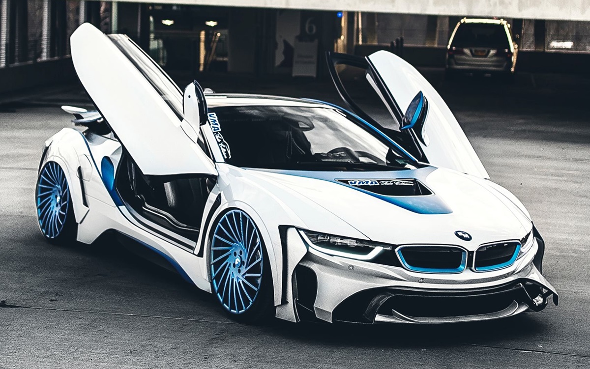 BMW i8 Dark Night (1)